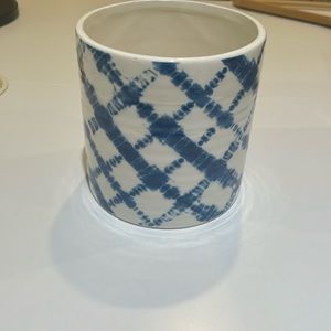 Small Pot for plant -Blue/white